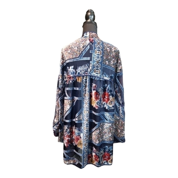 Karlie Velvet Kimono - Picture 4 of 7